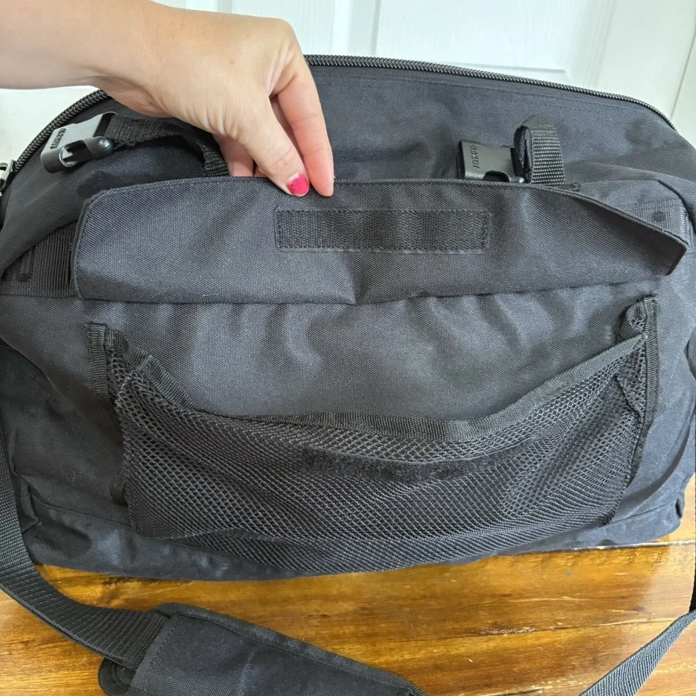 Vtg Y2K Old Navy Gym Duffle Bag Black Travel Pockets Utility 2000 - See